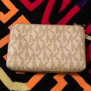 FLASH SALE TODAY ONLY-MK double wristlet NWOT